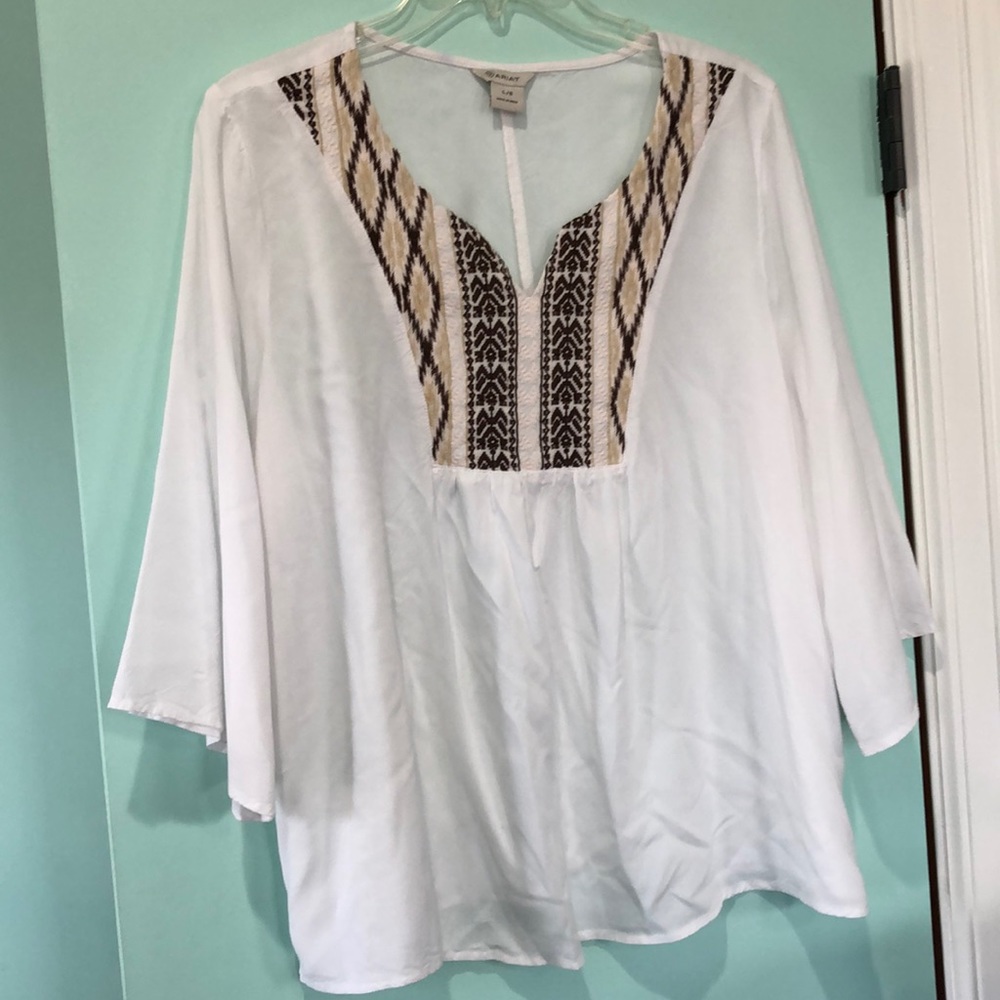 Beautiful Ariat shirt!